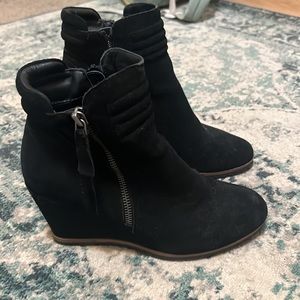 Black Wedged suede Booties